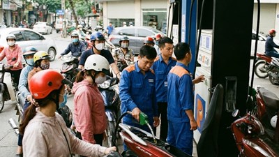 Giá xăng dầu hôm nay 5.1 biến động ra sao sau đợt giảm cuối năm?