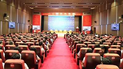 Nâng tầm bản lĩnh chính luận trong Đảng bộ Chính phủ