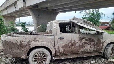 Vĩnh Long: Khẩn trương điều tra vụ một ô tô được phát hiện dưới kênh