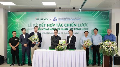Đưa robot hình người vào dây chuyền sản xuất