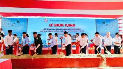Đại tướng Phan Văn Giang dự Lễ khởi công 100 nhà tránh lũ đa năng tại Đắk Lắk