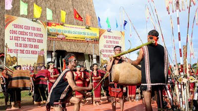 Rờ Kơi rộn ràng ngày hội văn hóa các dân tộc