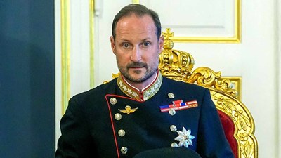 Thái tử Haakon VIII lên ngôi Vua Na Uy sau khi Vua Harald V qua đời