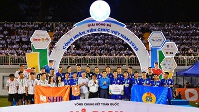Công đoàn Ngân hàng Việt Nam với lực lượng nòng cốt SHB FC giành ngôi Á quân Giải bóng đá công nhân, viên chức năm 2025
