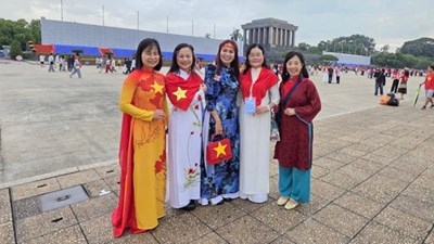 Ký ức, tự hào và khát vọng cống hiến