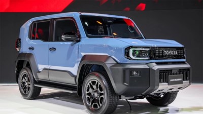 Land Cruiser FJ chính thức mở bán tại Việt Nam