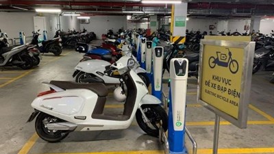 Người Việt chuyển hướng từ xe xăng sang xe điện