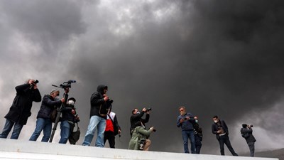 Tehran chìm trong mưa độc do cơ sở công nghiệp bị tấn công