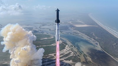 Tên lửa mạnh nhất thế giới Starship bị đình chỉ bay sau sự cố hạ cánh trên biển