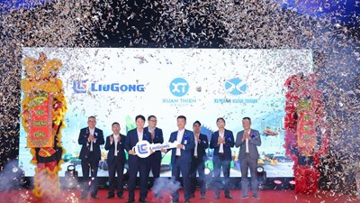 Tập đoàn Xuân Thiện triển khai đội xe máy công trình thuần điện đầu tiên tại Việt Nam