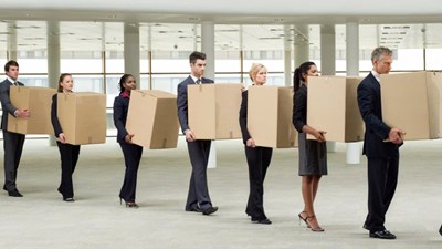 Vì sao hàng loạt tập đoàn lớn bất ngờ cắt giảm nhân sự?