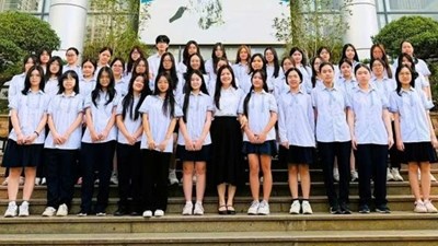 12 học sinh lớp 11 vượt đàn anh, trở thành thủ khoa kỳ thi học sinh giỏi lớp 12 Hà Nội