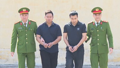 Bắt 2 đối tượng vận chuyển, tàng trữ gần 30kg pháo nổ dịp cận Tết