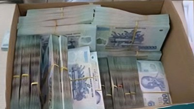 Trộm 2 gói hàng chứa gần 8 tỉ đồng trên xe khách Bắc – Nam