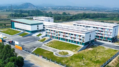 Công an sẽ làm việc với từng học sinh, giám thị