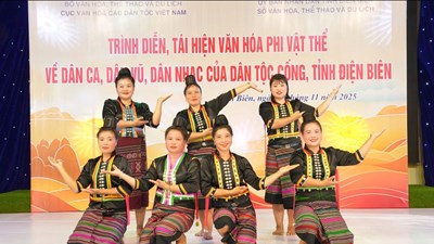 Bế mạc lớp truyền dạy văn hóa phi vật thể dân tộc Cống ở Điện Biên