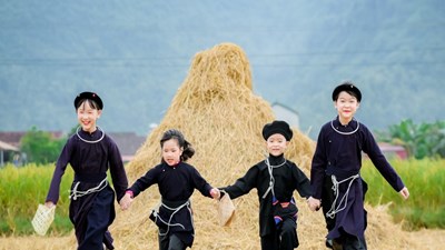 Lan toả vẻ đẹp trang phục truyền thống các dân tộc xứ Lạng