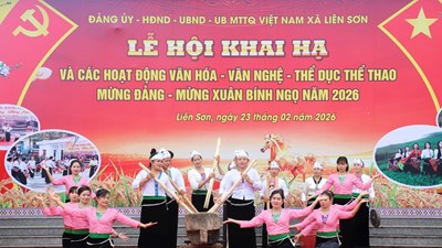 Vui hội xuống đồng với đồng bào dân tộc Mường thôn Ả Hạ