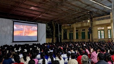 Lào Cai: Chiếu phim phục vụ đồng bào dân tộc thiểu số các xã vùng sâu, vùng xa