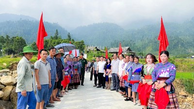 Niềm vui có cầu, đường mới của đồng bào vùng cao Tân Hợp