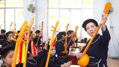 Để tiếng đàn Tính, lời Then vang mãi trong cuộc sống đương đại