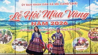Sắc màu văn hóa Mông làm nên sức hút mùa vàng Mù Cang Chải
