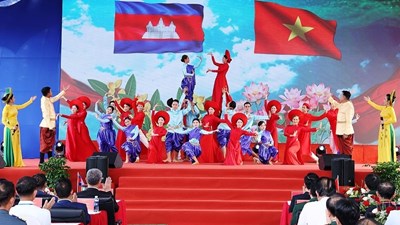 Khai trương cặp Cửa khẩu quốc tế Khánh Bình - Chrey Thom