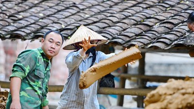 Người Bắc Sơn giữ nghề làm ngói âm dương 