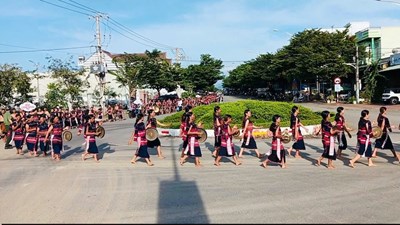 Âm vang cồng chiêng giữa đại ngàn Kông Chro