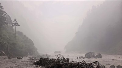 Việt Nam gửi điện thăm hỏi sau vụ lũ quét ở Trung Quốc và Nepal