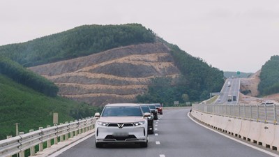 Bảo toàn quỹ chi tiêu cho con nhỏ, gia đình trẻ vẫn thoải mái tậu xe điện VinFast