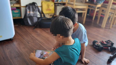 Lời khuyên cho phụ huynh có con nghiện điện thoại