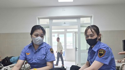 Nữ nhân viên gác chắn bị hành hung khi làm nhiệm vụ: Cần xử lý nghiêm hành vi côn đồ