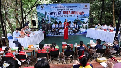 “Sơn Trà trong mắt em”: Lan tỏa tình yêu quê hương qua từng tấm thiệp, bưu thiếp