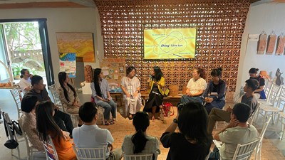 Đưa làng nghề “lên số” từ giá trị bản địa 