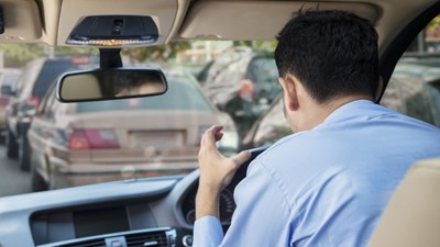 Tài xế 35 tuổi đột quỵ giờ chỉ nằm 1 chỗ, BS đau lòng khi đọc dòng trạng thái cuối cùng trên MXH