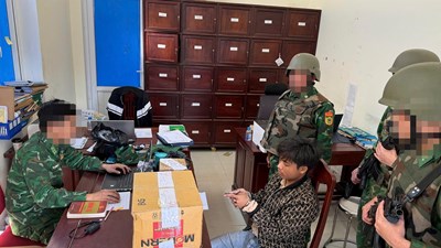 Bắt giữ đối tượng vận chuyển trái phép 12.000 viên ma túy qua biên giới