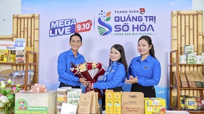 Nghệ sĩ Hứa Vĩ Văn đưa đặc sản Quảng Trị lên sóng Mega Live