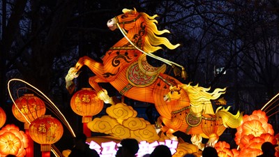 Thế giới rộn ràng đón giao thừa Âm lịch Bính Ngọ 2026