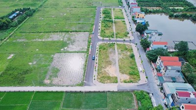 Trúng đấu giá đất nhưng thực địa không khớp hồ sơ, người mua phải làm gì?