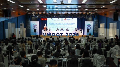 Sinh viên rèn luyện kỹ năng tranh tụng trong phiên tòa giả định