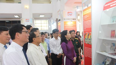  Thi đua, khen thưởng tạo động lực hoàn thành tốt nhiệm vụ được giao