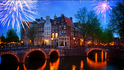 Người dân Hà Lan đổ xô mua pháo hoa trước lệnh cấm toàn quốc 