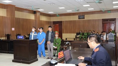 Buôn gần 250 kg pháo nổ, 3 bị cáo lĩnh án nặng