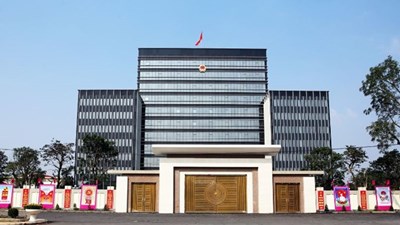 Chuyển đổi lưu trữ, số hóa hàng triệu trang hồ sơ cấp huyện cũ