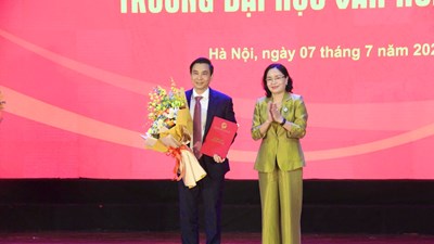 Công bố quyết định bổ nhiệm Hiệu trưởng và Phó Hiệu trưởng Trường Đại học Văn hóa Hà Nội