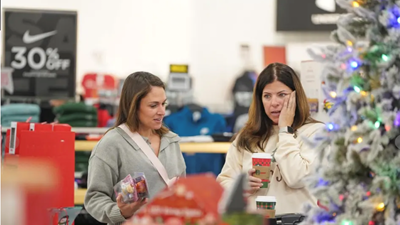 Giá cả leo thang khiến mùa lễ hội năm nay “kém vui” với người tiêu dùng Mỹ