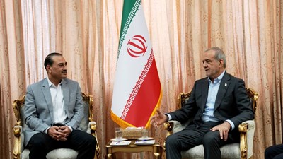 “Quả bóng” sang sân Mỹ: Iran chấp nhận bản ghi nhớ 14 điểm, ông Trump sẽ xuống nước hay tung đòn mới?