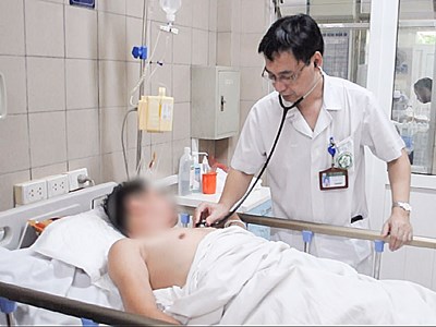 Liệt toàn thân vì ăn so biển độc, lạ