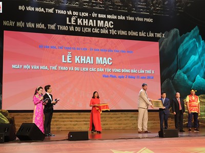 Ngày hội VHTTDL các dân tộc vùng Đông Bắc: Thấu hiểu hơn tình cảm, gắn chặt hơn tình đoàn kết